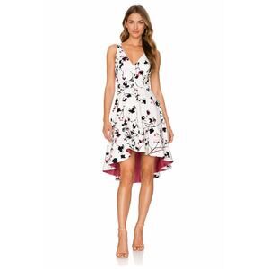 White House Black Market Floral Fit & Flare Dress – EUC Size 2